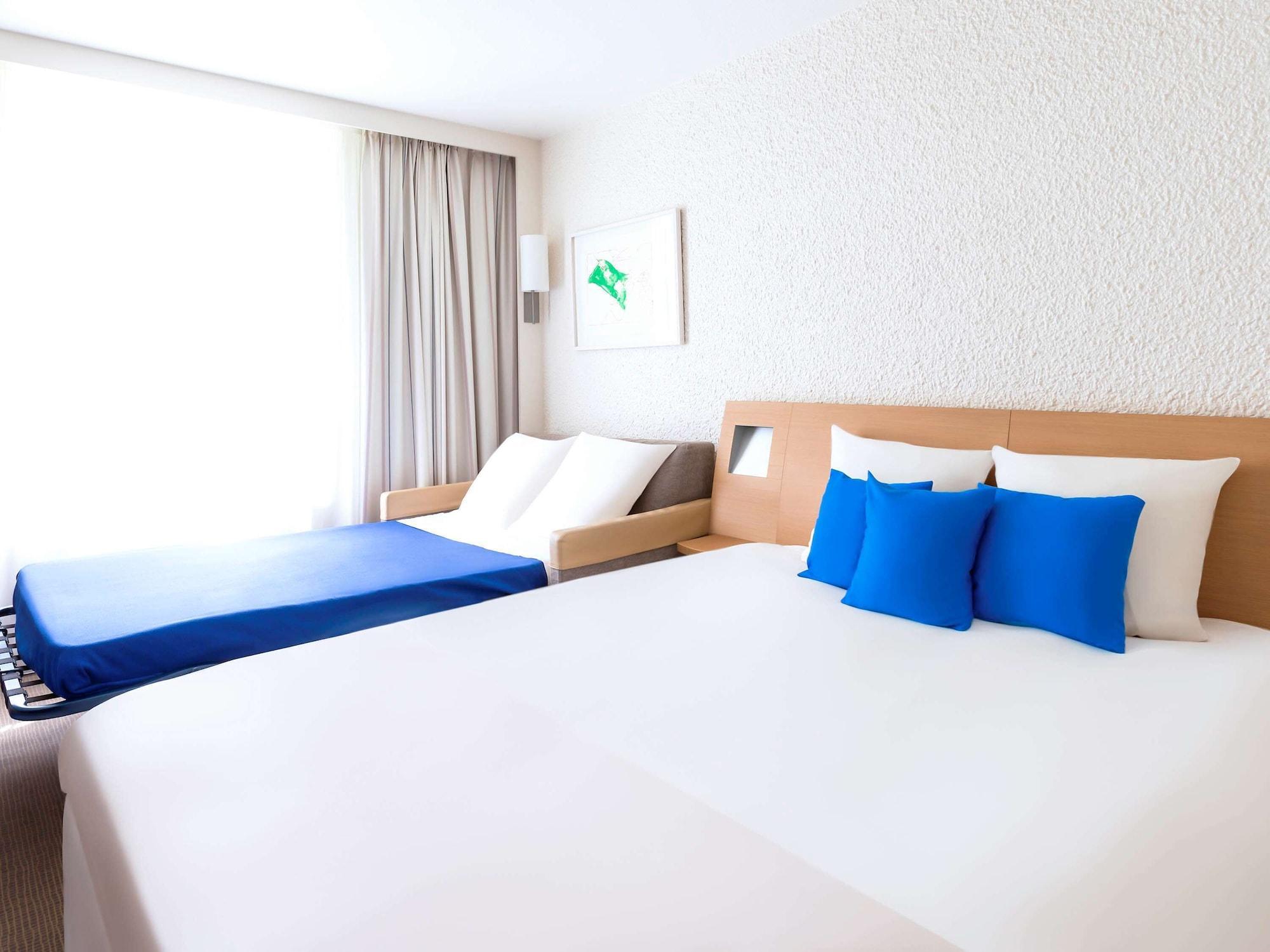 โนโวเทล นีซ แอโรปอร์ กัป 3000 Hotel แซ็งต์-โลร็อง-ดู-วาร์ ภายนอก รูปภาพ