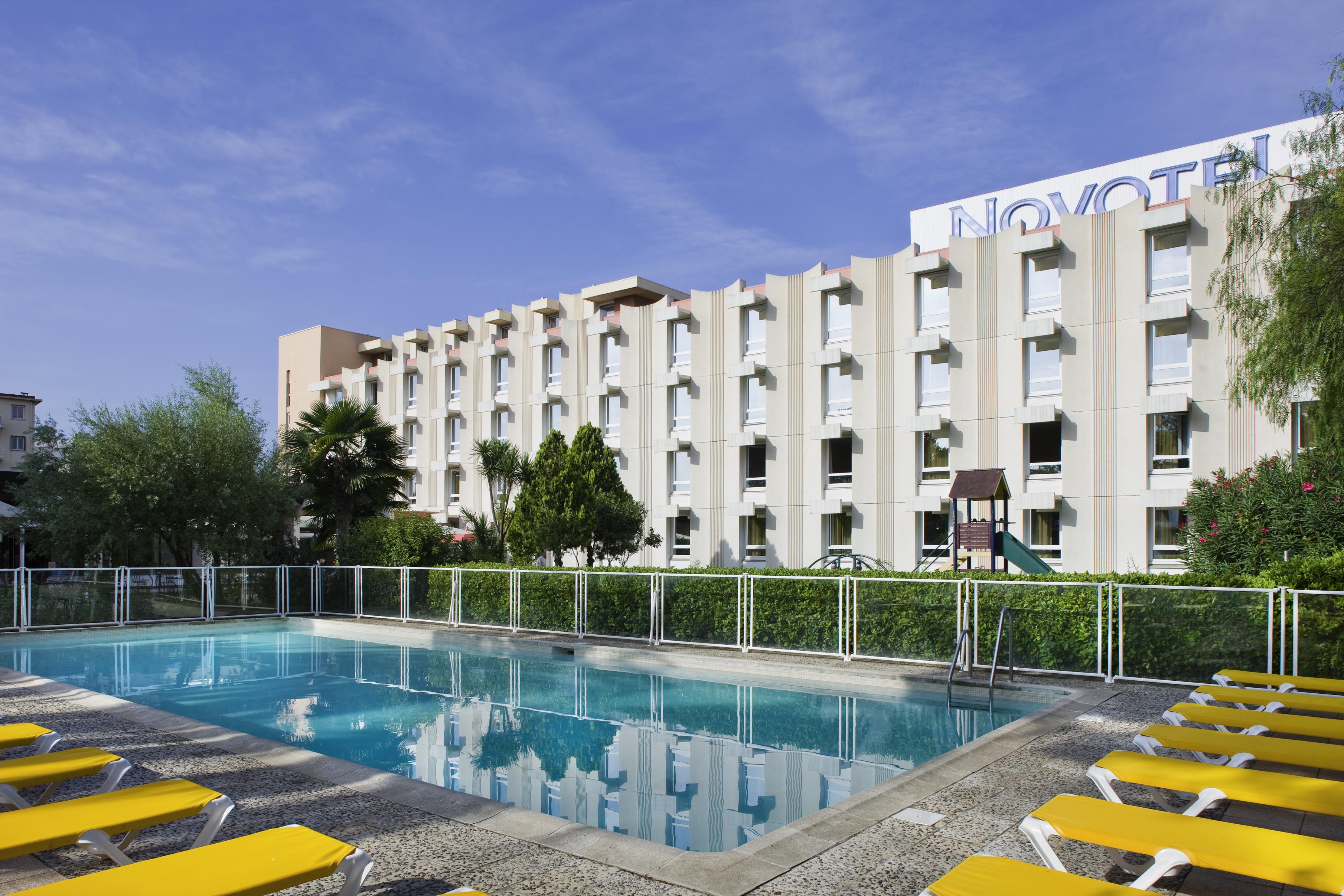 โนโวเทล นีซ แอโรปอร์ กัป 3000 Hotel แซ็งต์-โลร็อง-ดู-วาร์ ภายนอก รูปภาพ